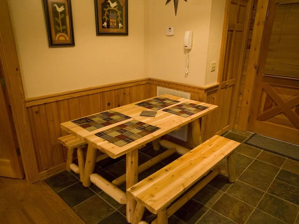 Robyns Nest by Eagles Ridge Resort