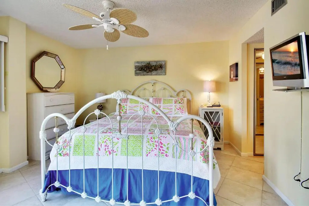 Land's End 1-306 Bay Front- Premier