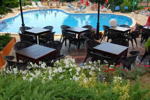 Hotel Briz 2