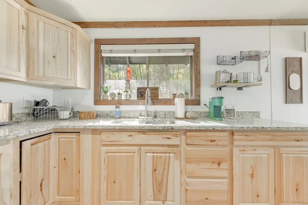 Ruidoso Rental w/ Private Hot Tub: Walk to Midtown