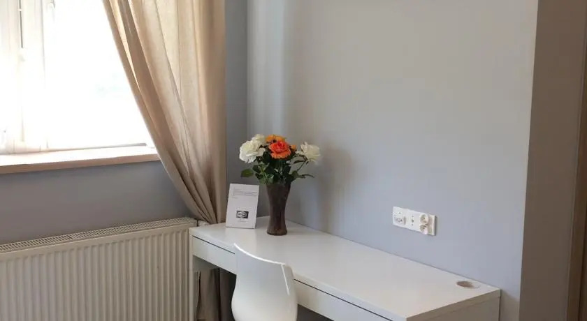 Hostel Broniewskiego