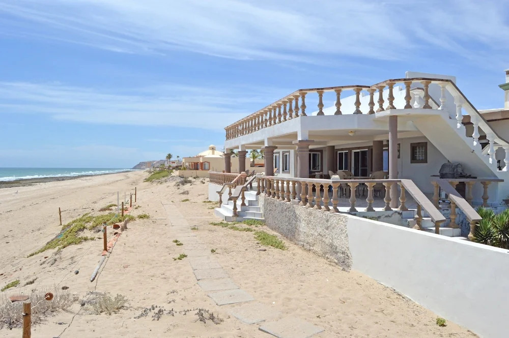 Beachcomber 3 Bedroom Home
