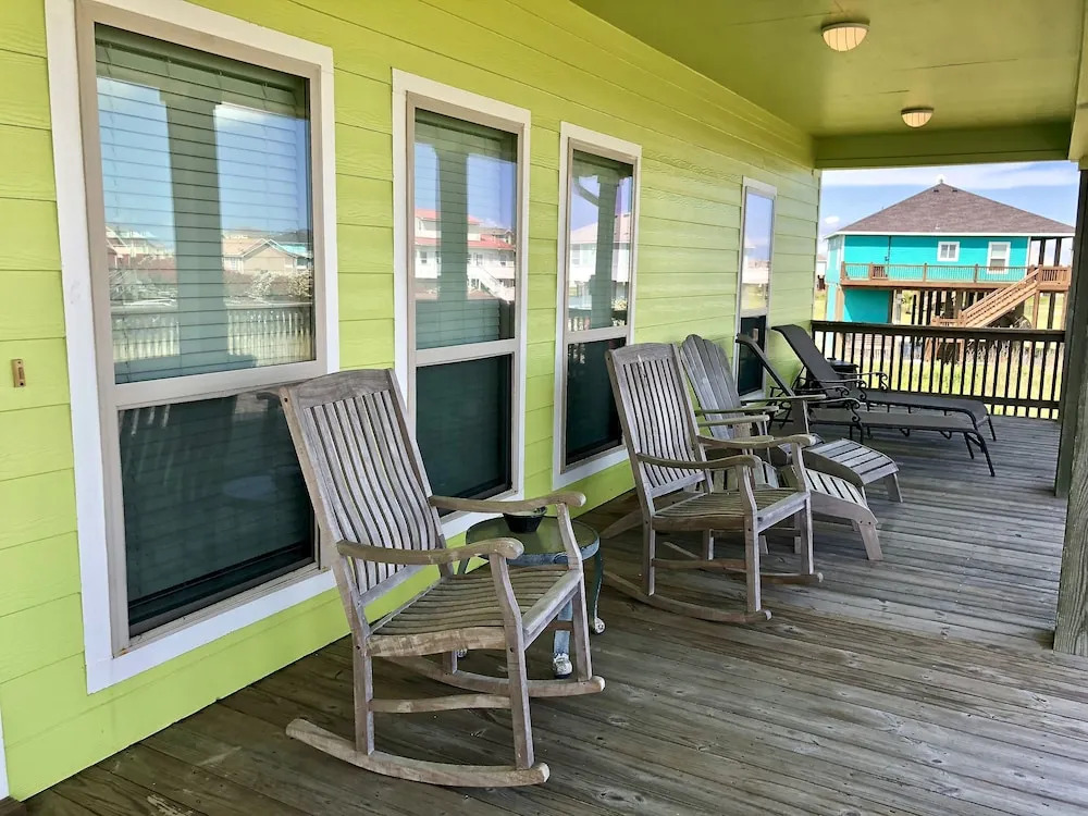 Wine Down 3 Bedrooms 2 Bathrooms Home