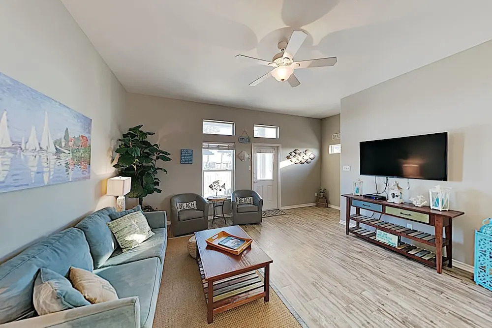 3br/2.5ba Padre Island Townhome 3 Bedroom Townhouse