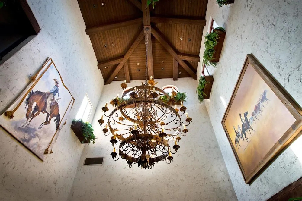 Harris Ranch Resort