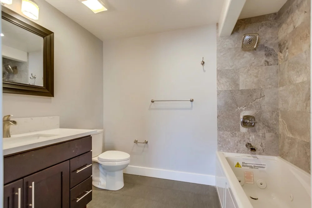 Point Break 4 8 Bedrooms 6.5 Bathrooms Villa