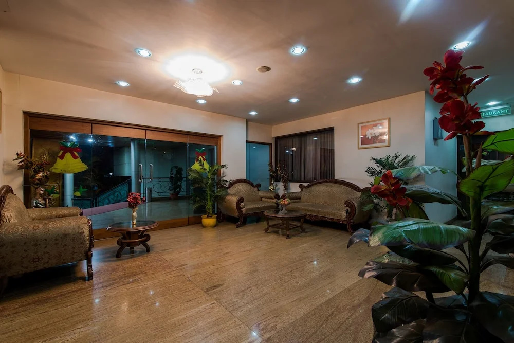 OYO 1152 Hotel Sun INN