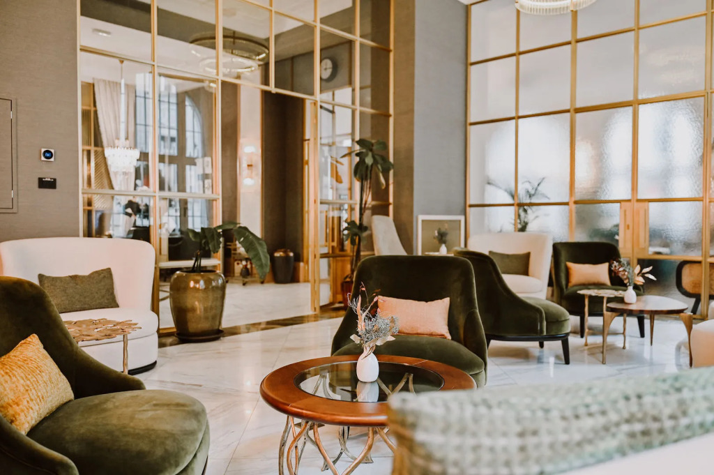 Hotel Capital