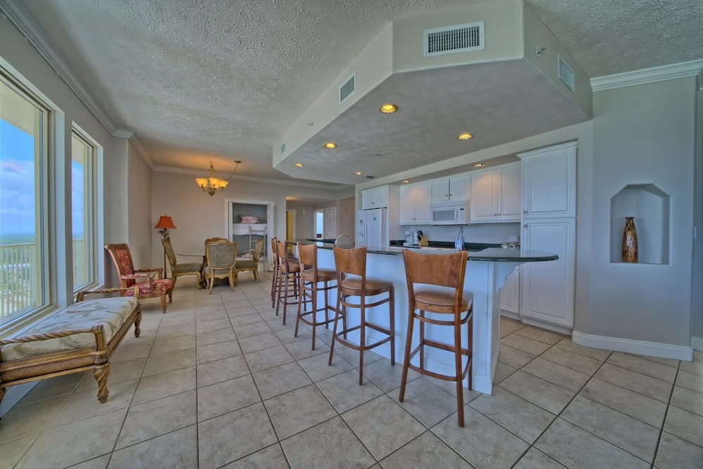 Gulf Crest Condominium #2107 - 3 Br Condo