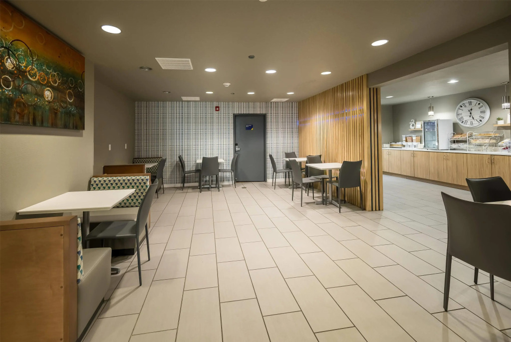 Microtel Inn & Suites Cheyenne