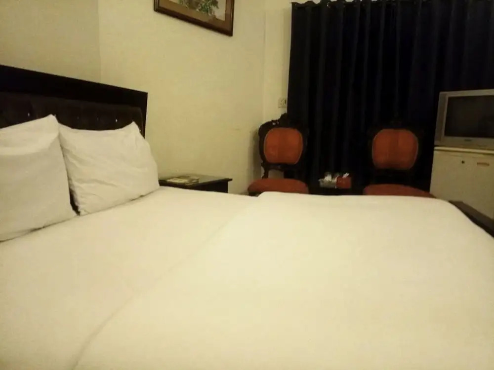 MerryDay Inn