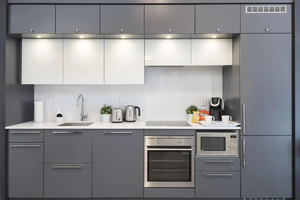 Diamond Vacation Homes - Eaton Centre