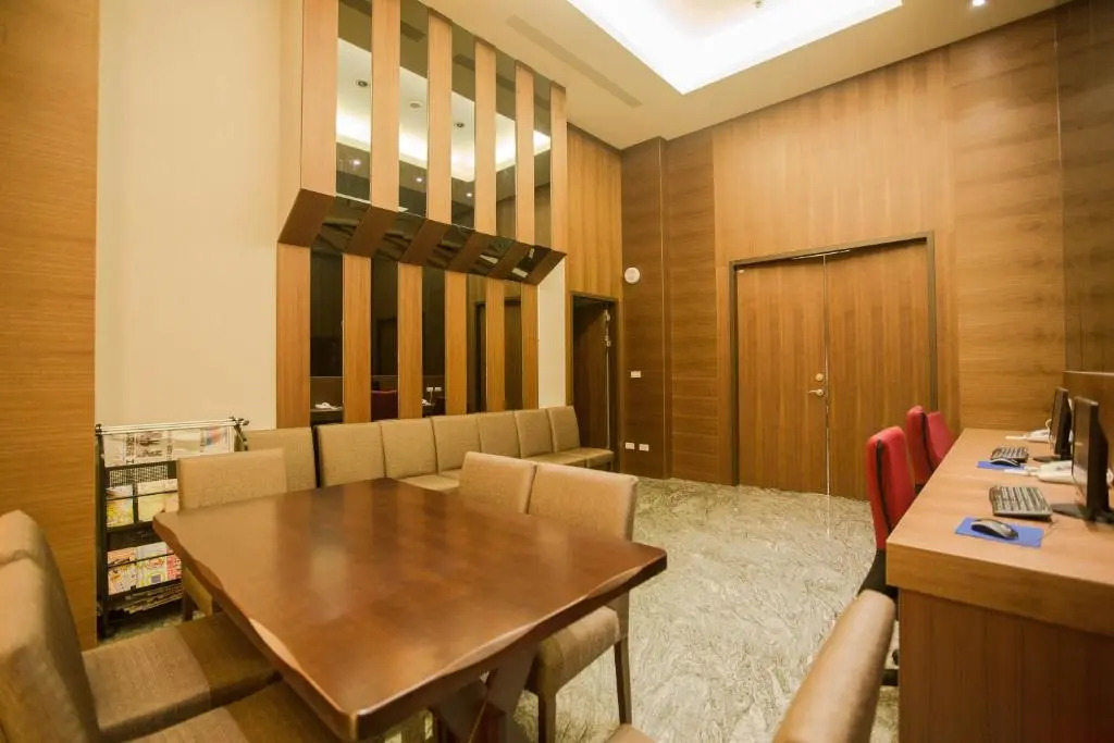 Kaishen Starlight Hotel