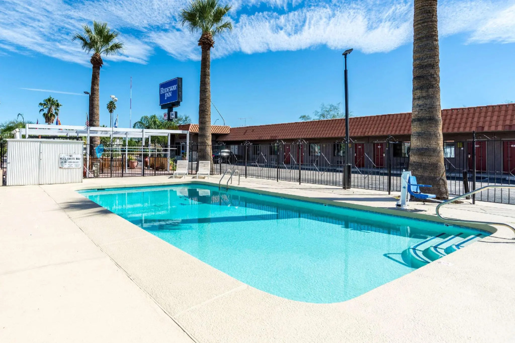 Oasis Motel