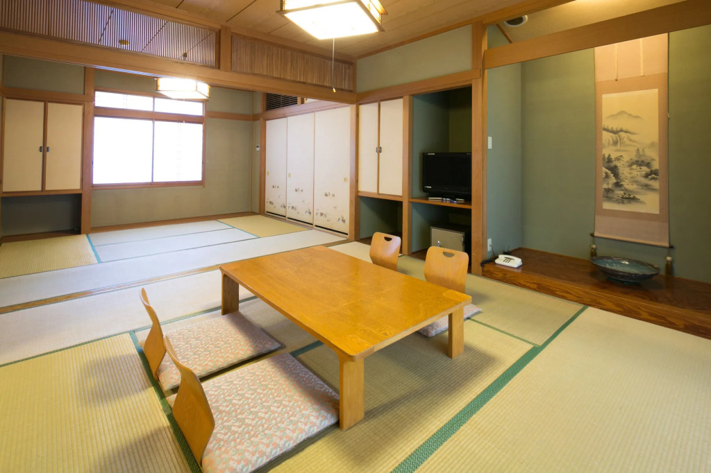 Yugawara-Onsen Manyoso