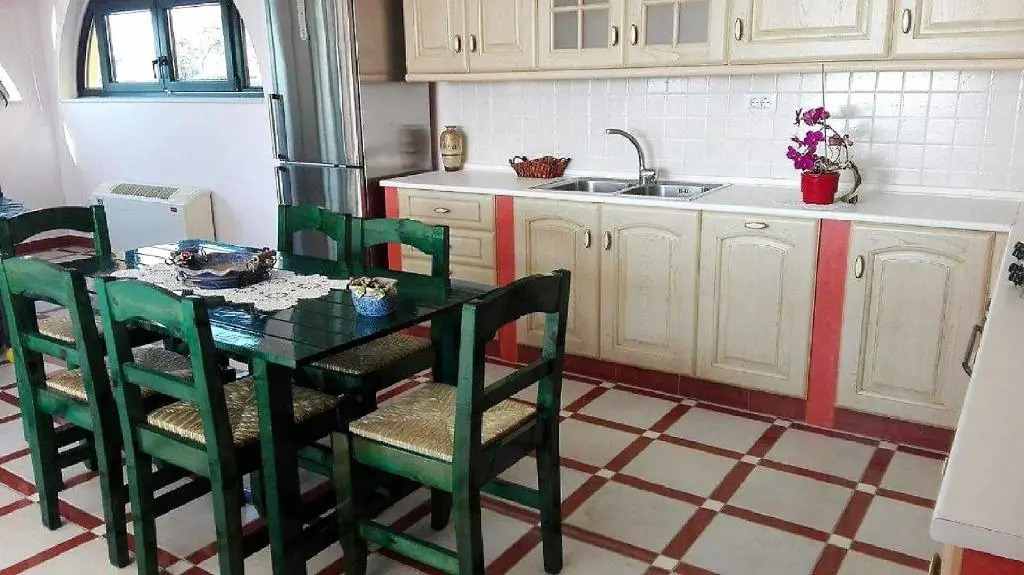 Sea Breeze Apartment