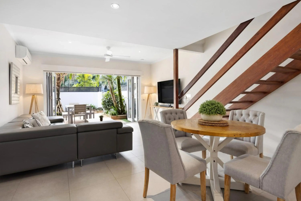 Moondarah, Apartment 6, 75 Noosa Parade