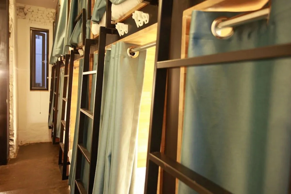 Seoul Cube Hotel - Hostel