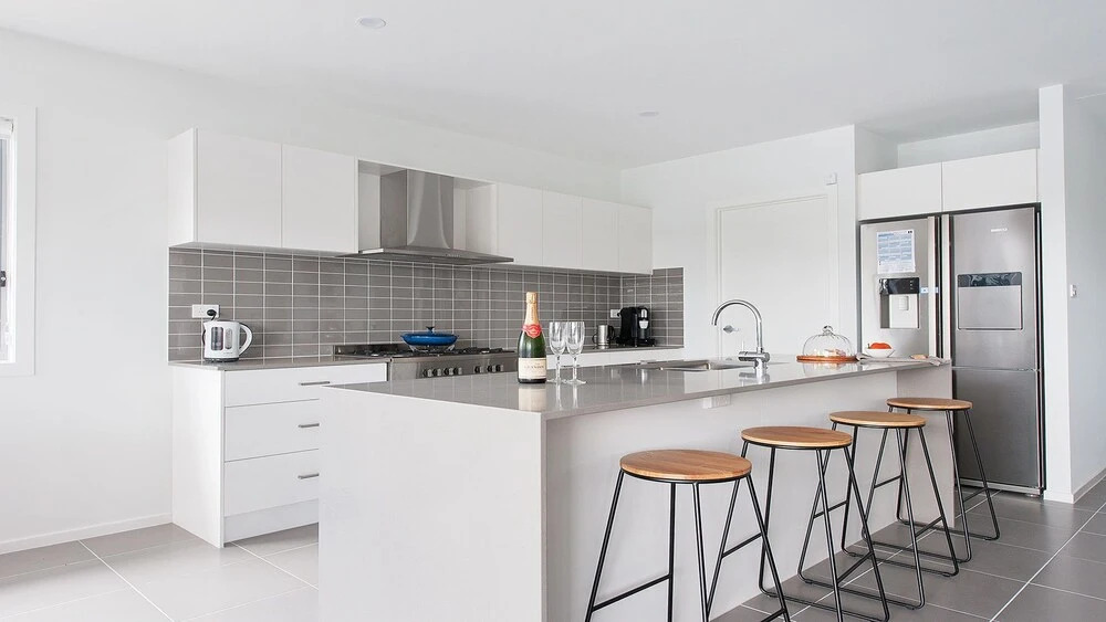6 Bagnall Avenue