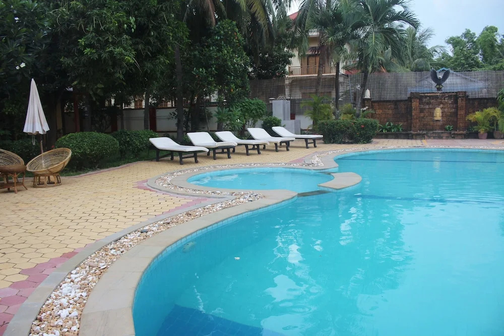 Suryavara Residence Hotel