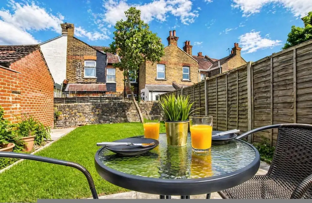 Wembley Garden Retreat 4BR Sleeps 7 Near Station