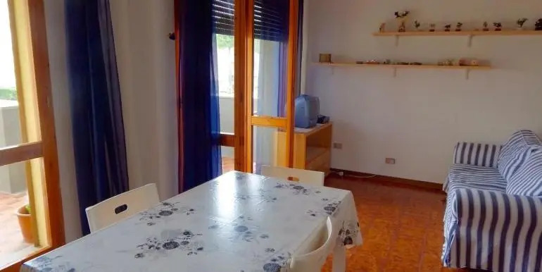 M89 - Marcelli, trilocale con terrazzo a 30mt dal mare
