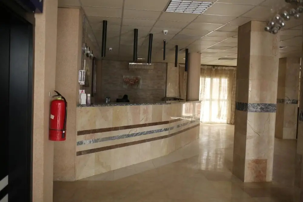 HOTELHOUDA