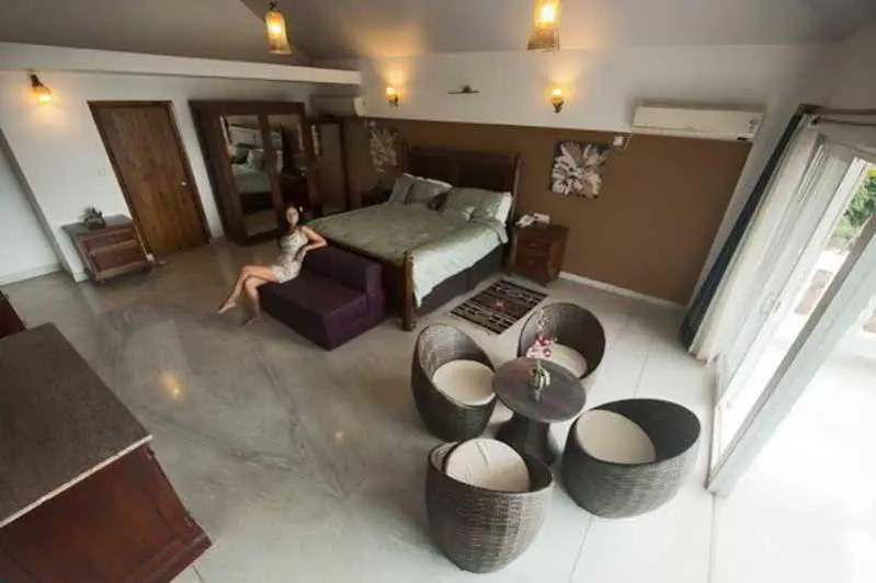 Safira River Front Resort