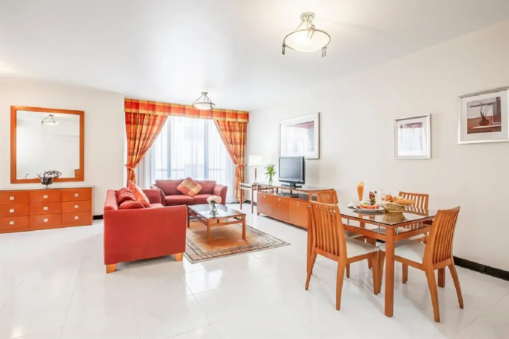 Golden Sands Hotel Apartments
