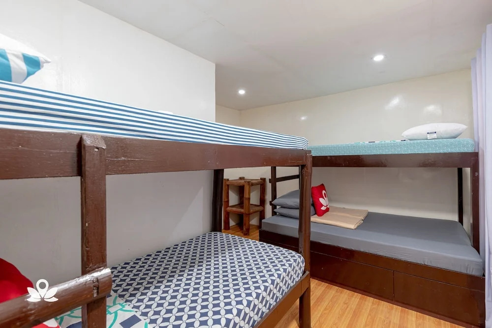 Zen Rooms Basic Junsims Siargao
