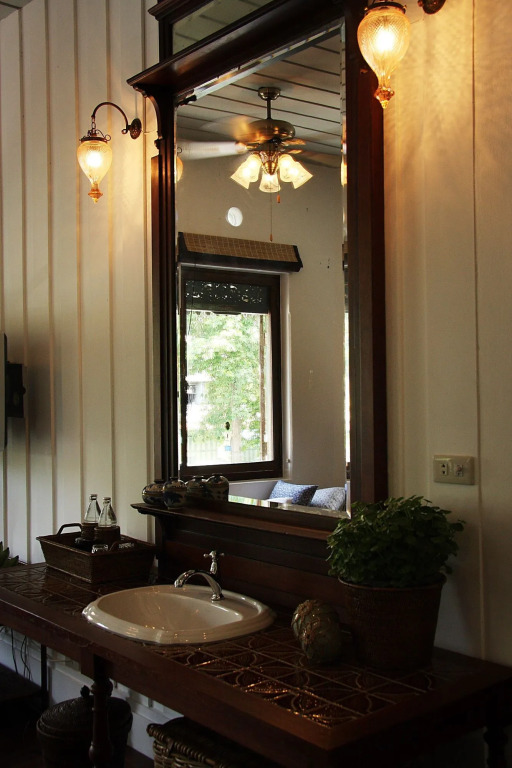 The Bhuthorn Bed & Breakfast