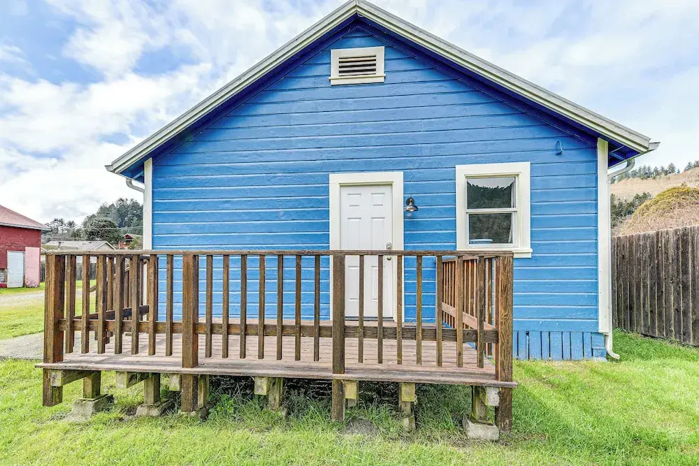 Cozy Norcal Cottage: 2 Mi to Redwoods & Beaches!