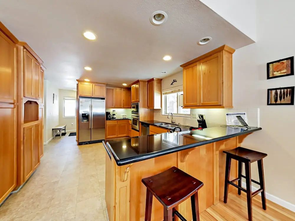 Big South Lake Tahoe House w Hot Tub by RedAwning