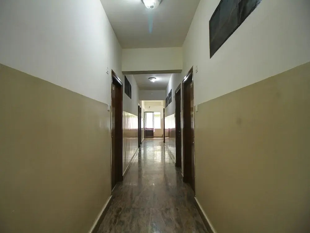 OYO 16662 Taj Residency