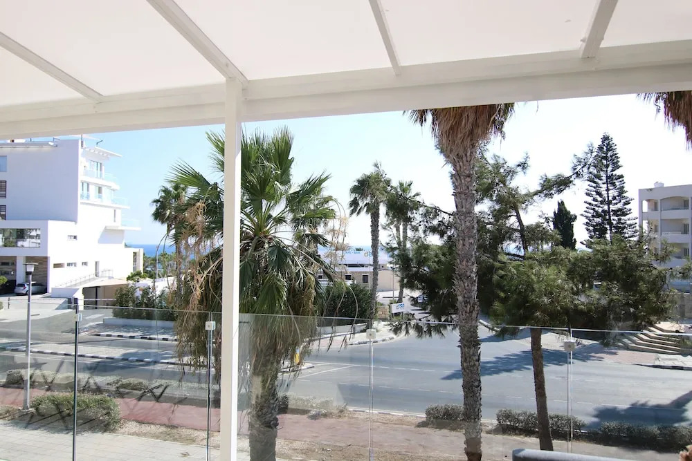 Phaedrus Living: Seaside Luxury Flat Limnaria 153