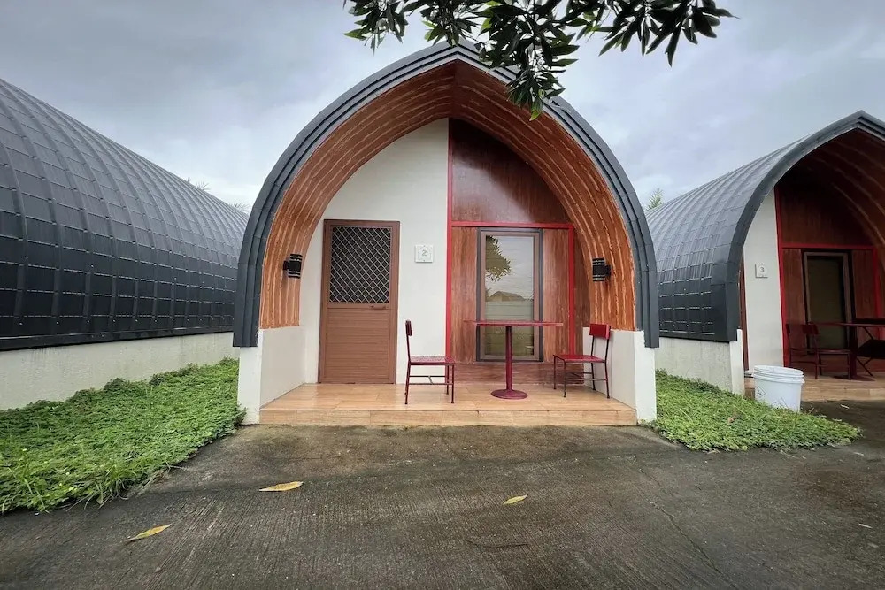 Palm Cabanas Resort