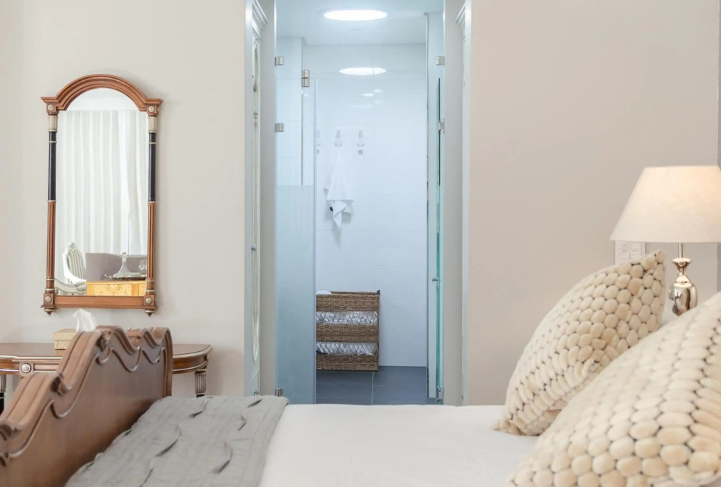 Private Penthouse Suite