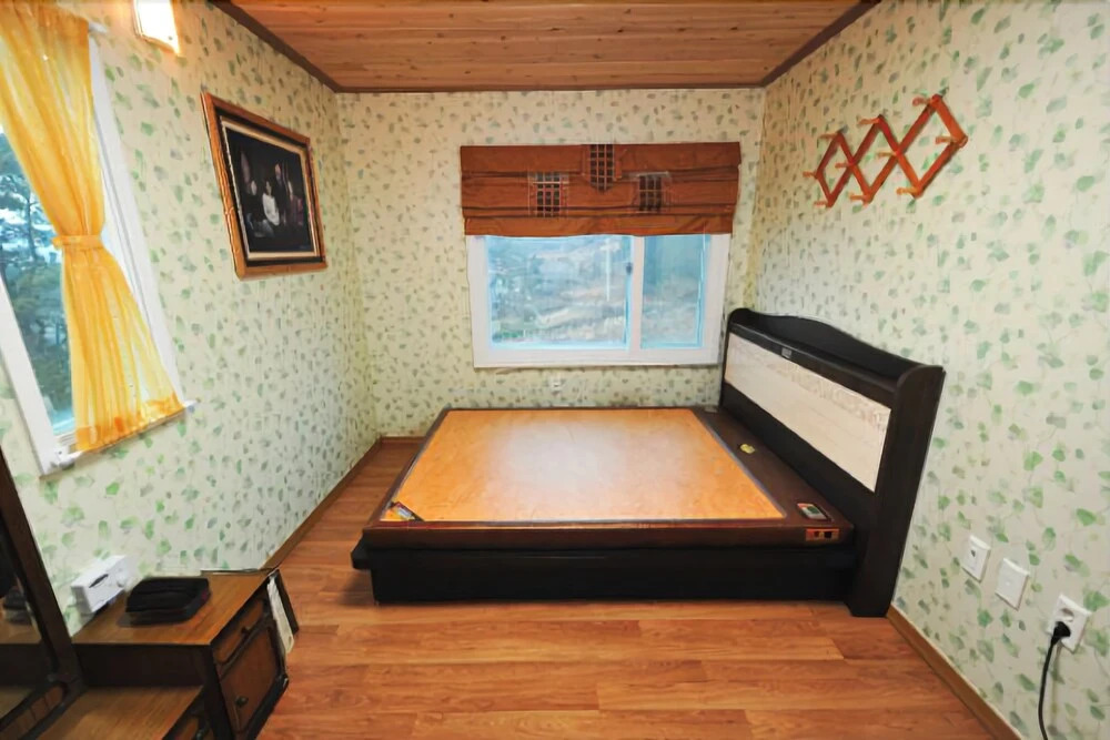 Yeosu Odongdo Pension