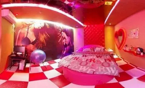 Aike 100 Business Hotel - Chunyang Road