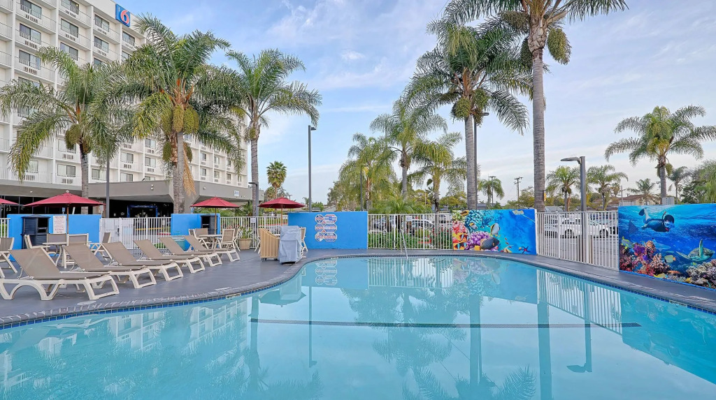 Suites Los Angeles CA Los Angeles LAX