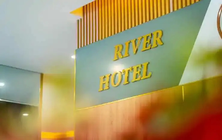 River Hotel