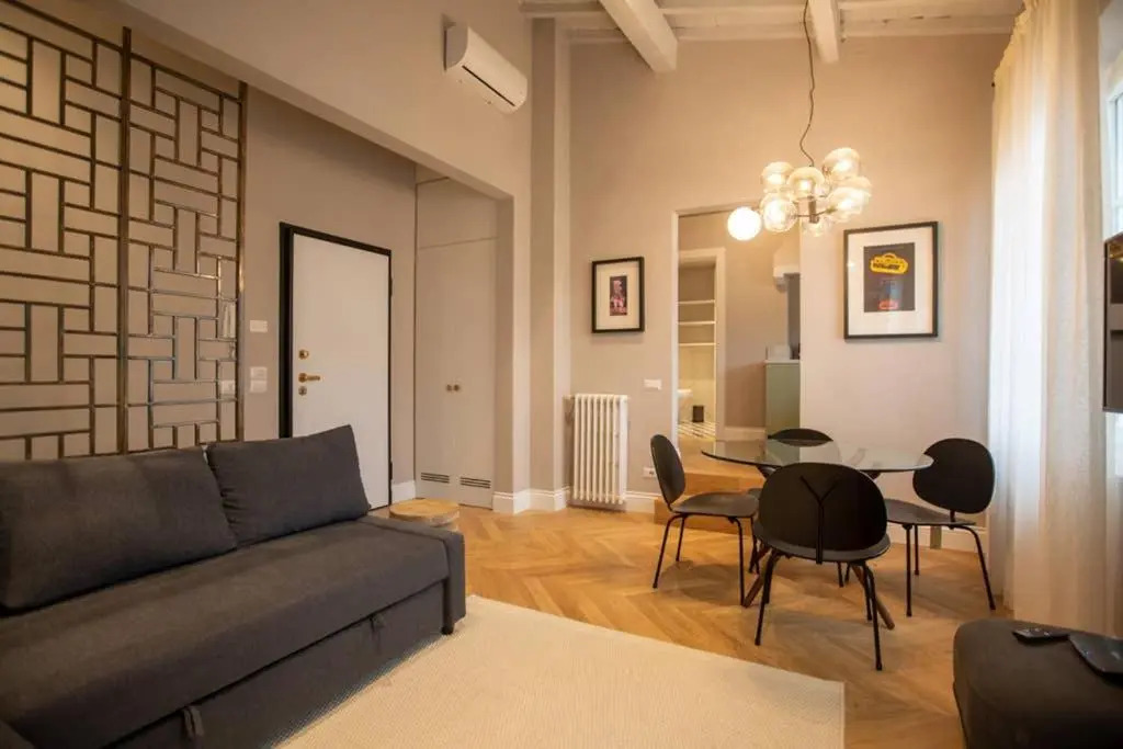 Hs4U Ricasoli Luxury apartment near Duomo N.1