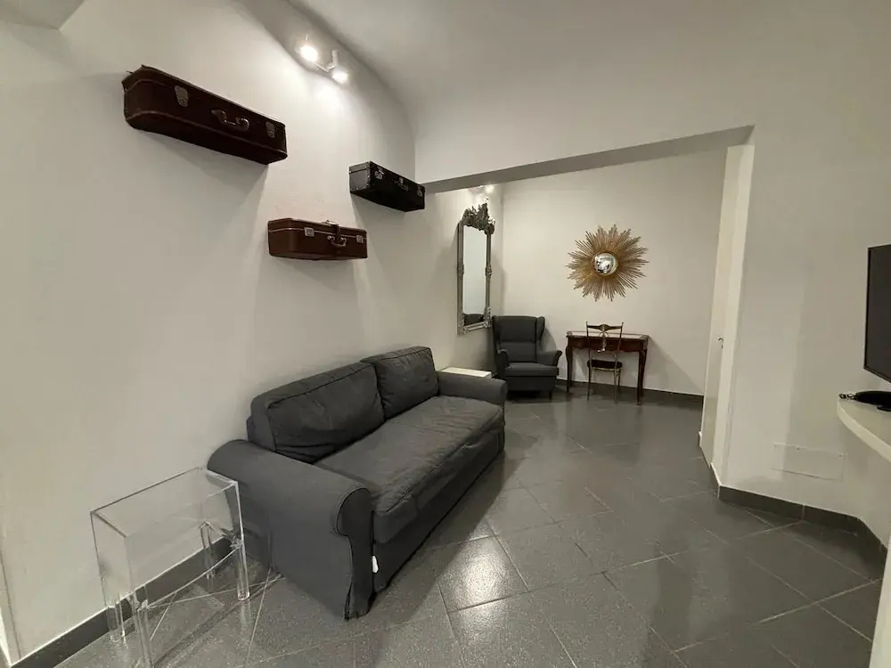 Al Cappello Rosso Suite Apartments