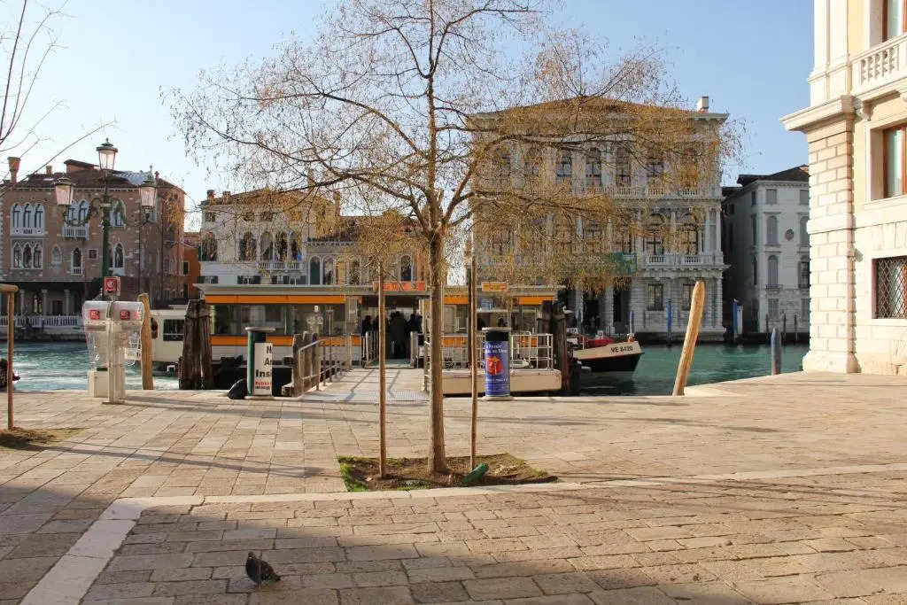 Sarai Apartments