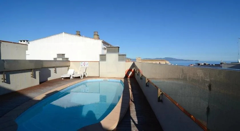 Apartamentos Mestral