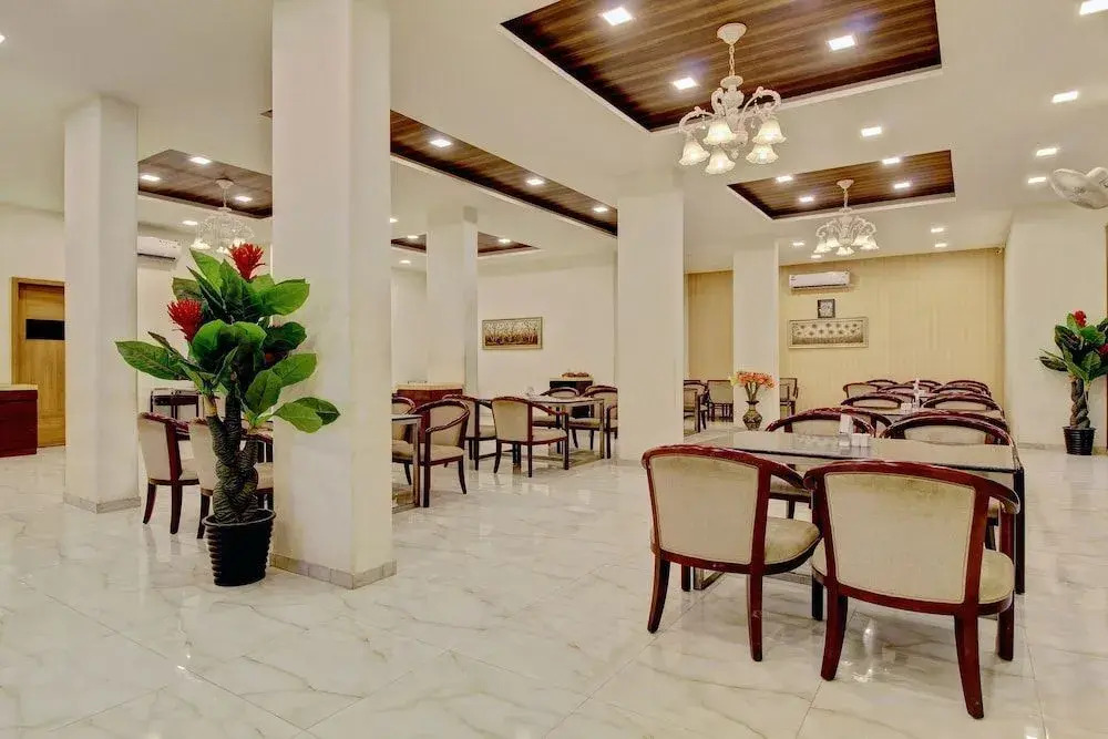 Hotel Triveni by OYO Rooms