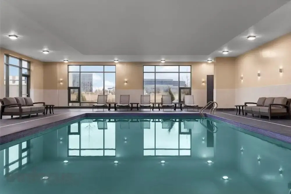 Hyatt House Mississauga / Airport Corporate Centre