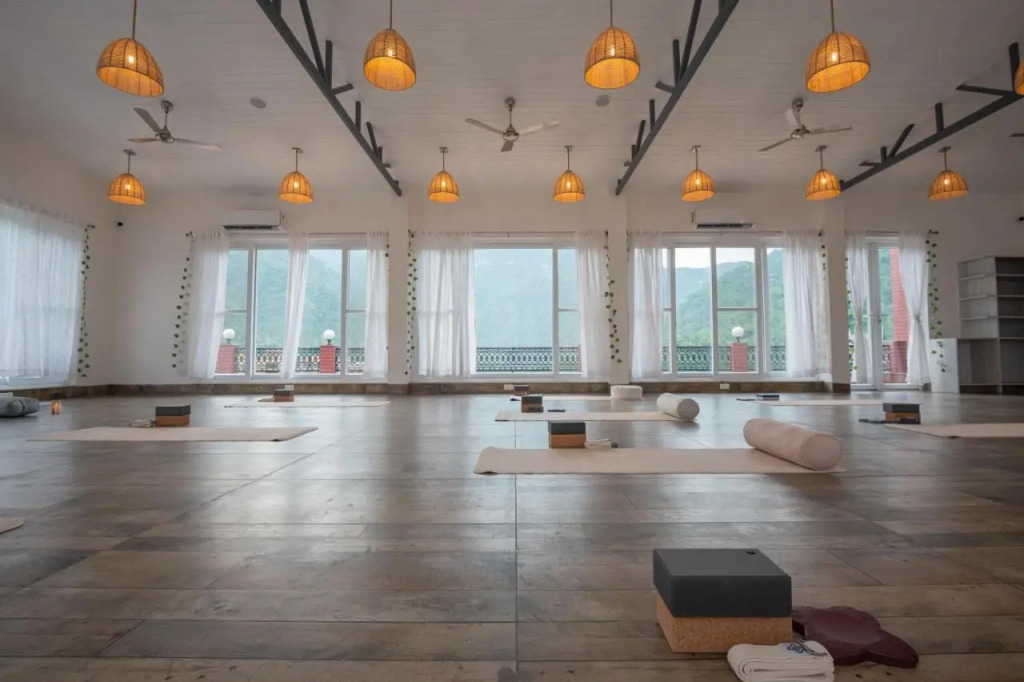 Terrakotta Rishikesh