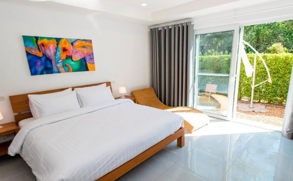 Sunset Emily Villas & Rooms