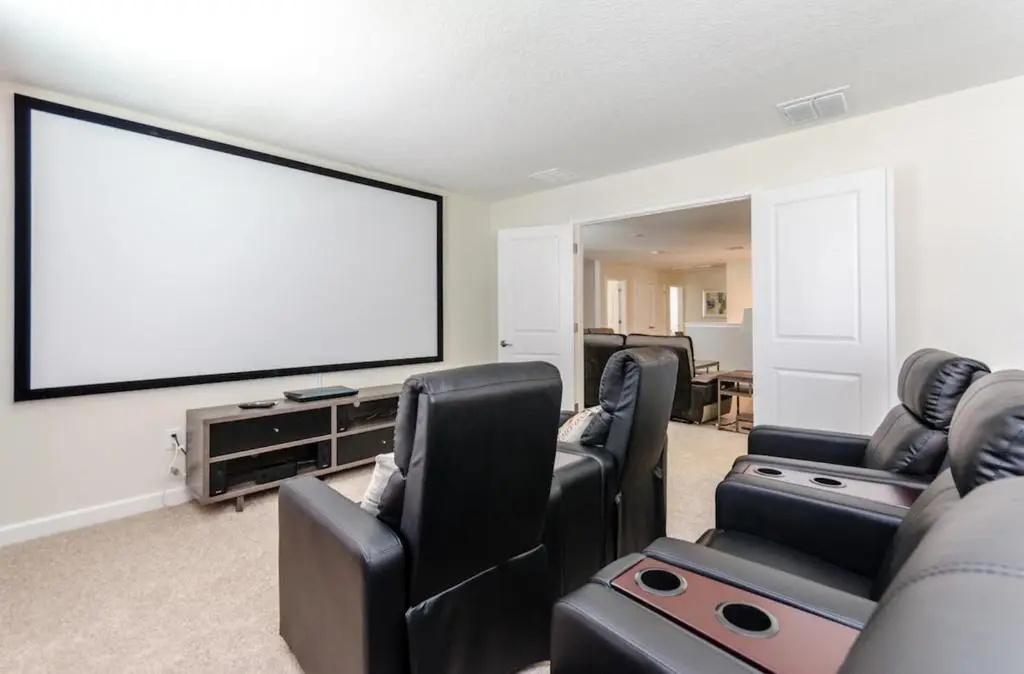 Rates Reduced Limited Time - 9 BED Champion Gates Resort - Great 20 People - 7 Miles To Disney